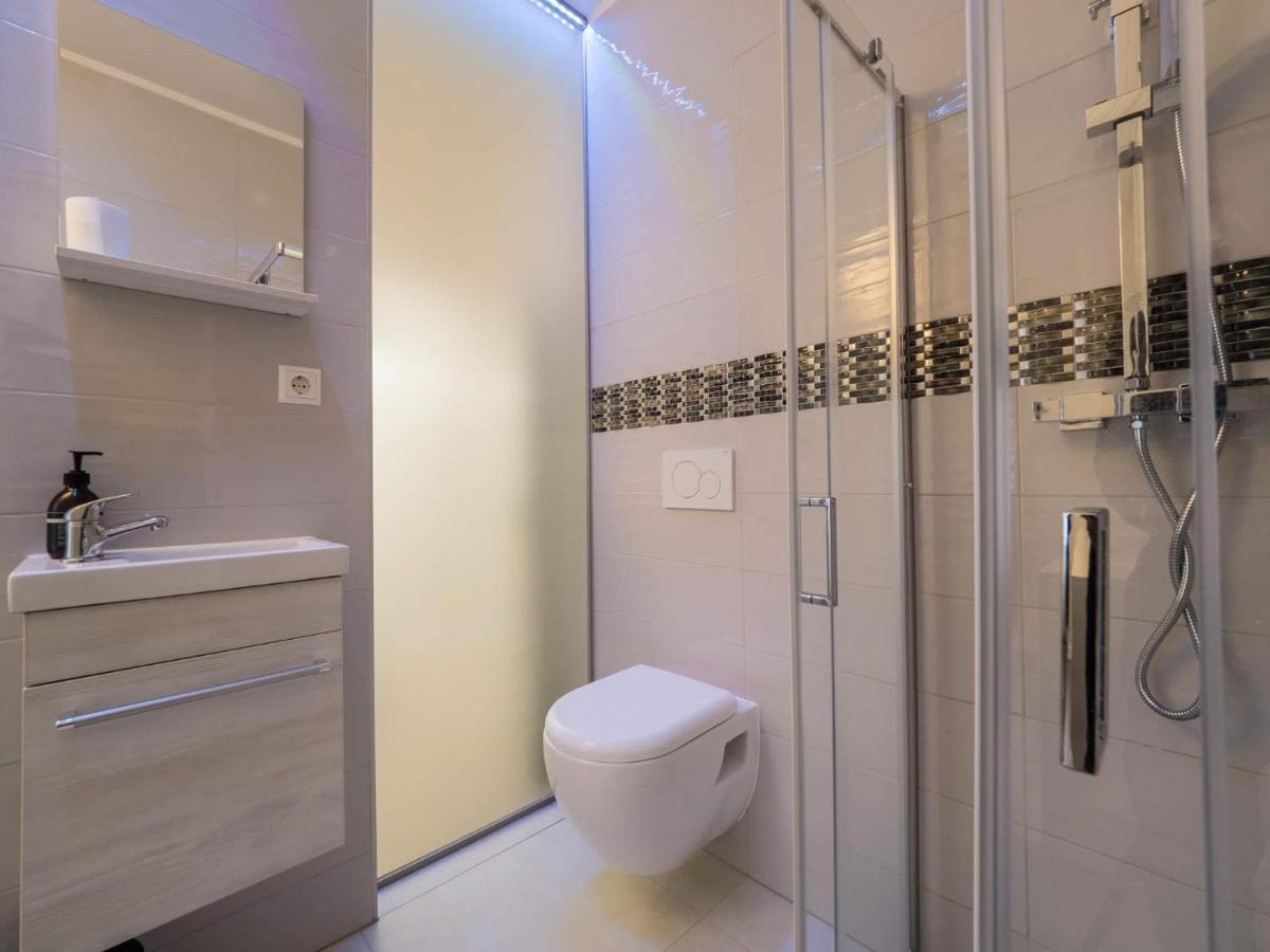 Executive Single Room With En-Suite In Guest House City Centre Luxemburgo Exterior foto