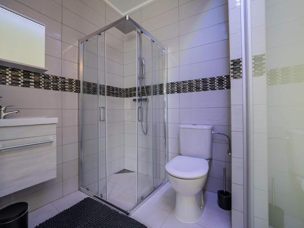 Executive Single Room With En-Suite In Guest House City Centre Luxemburgo Exterior foto