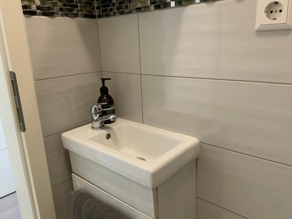 Executive Single Room With En-Suite In Guest House City Centre Luxemburgo Exterior foto
